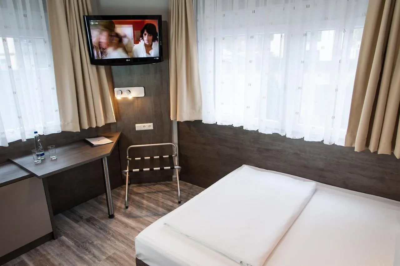 Amalienburg - Boutique & Boarding Hotel Münih
