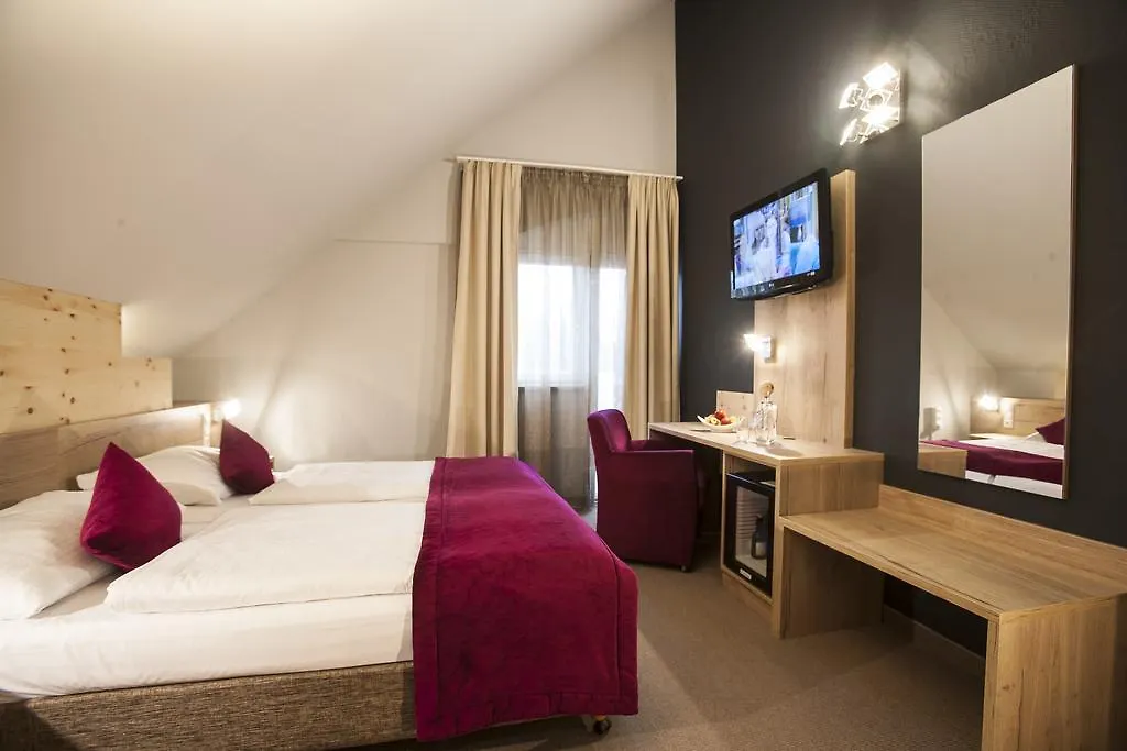 Amalienburg - Boutique & Boarding Hotel Münih